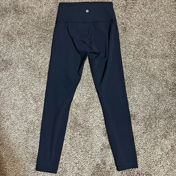 Lululemon size 4 Wunder Under Hugh Rise 25” length - Picture 3 of 5